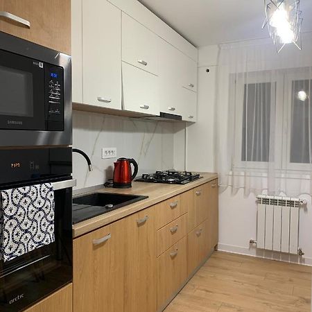 Sunny Apartment In Σουκεάβα Εξωτερικό φωτογραφία