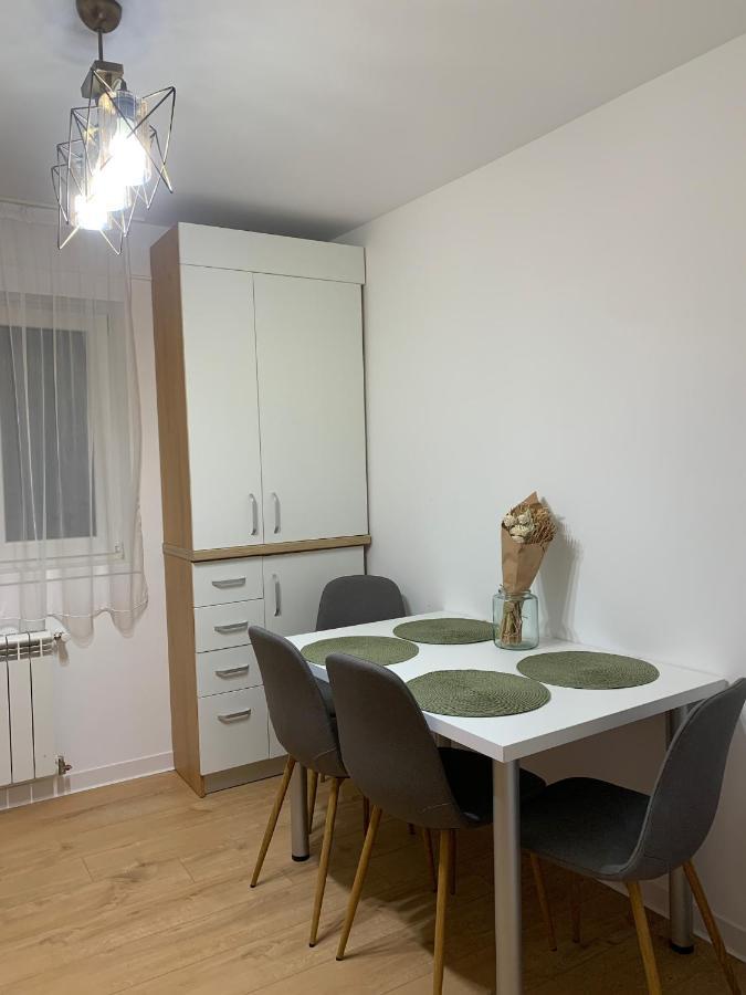 Sunny Apartment In Σουκεάβα Εξωτερικό φωτογραφία