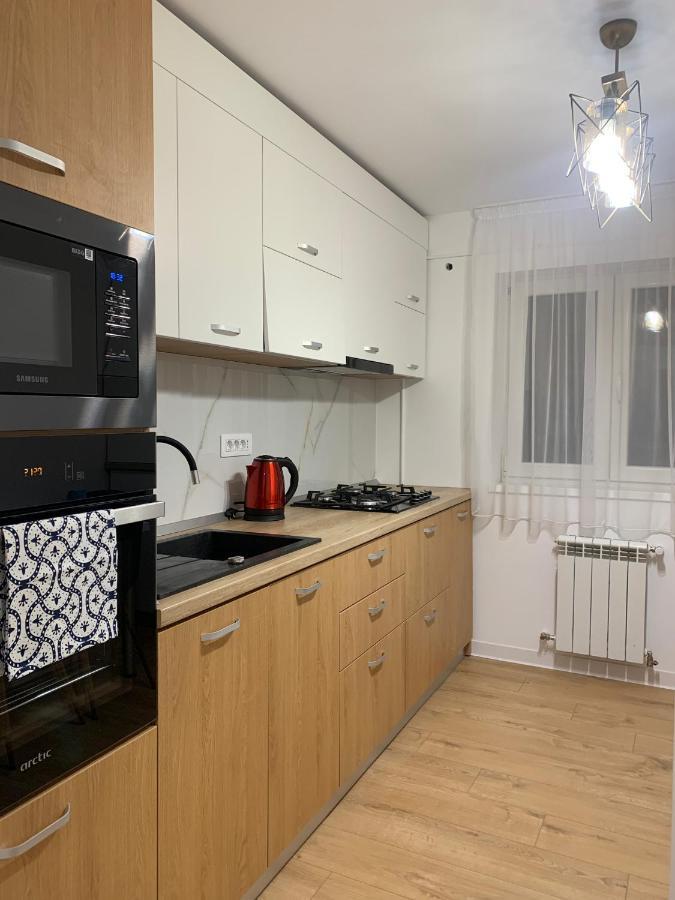 Sunny Apartment In Σουκεάβα Εξωτερικό φωτογραφία